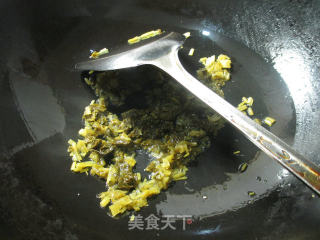 雪菜蛏子年糕汤的做法步骤：3
