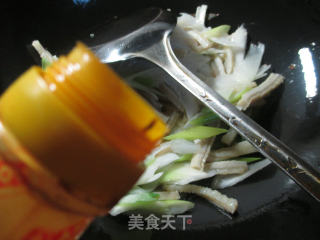 大葱炒牛肚的做法步骤：6