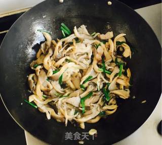 平菇炒肉片的做法步骤：11