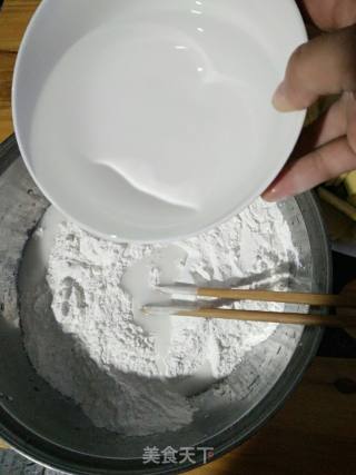 糯米糍耙的做法步骤：1