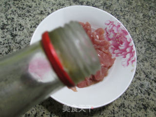 瘦肉丝绿豆芽炒夜开花的做法步骤：4