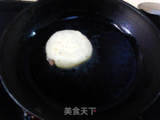 鲜虾土豆饼的做法步骤：11