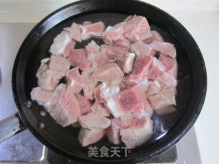 牛肉粉丝煲的做法步骤：1