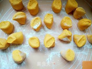 南瓜萝卜粉丝烧麦的做法步骤：15