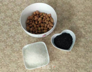 花生糖的做法步骤：1