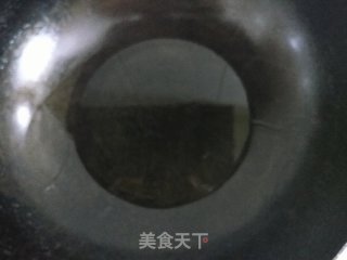 蘑菇炒肉的做法步骤：2
