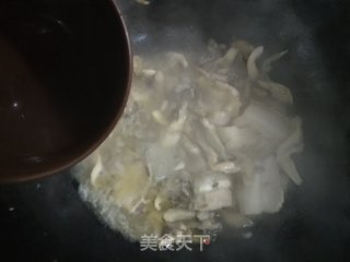 蘑菇炒肉的做法步骤：7