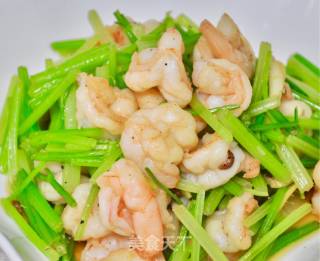 芹菜炒虾仁的做法步骤：7