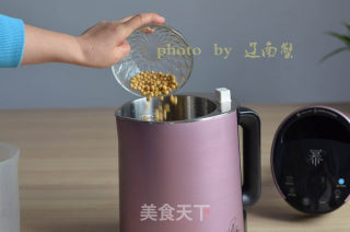 【Me制豆浆试验室】豆浆水煮肉的做法步骤：2