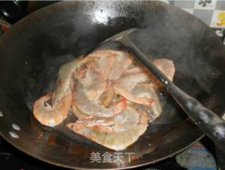 新手炒虾的做法步骤：4