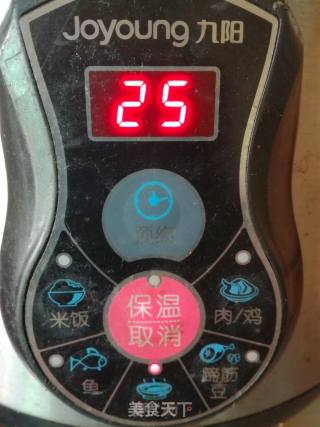 秋季滋阴润肺一一鸭肉粥的做法步骤：6
