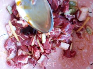 牙签牛肉的做法步骤：2