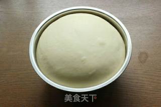 葱花Q肠面包的做法步骤：4
