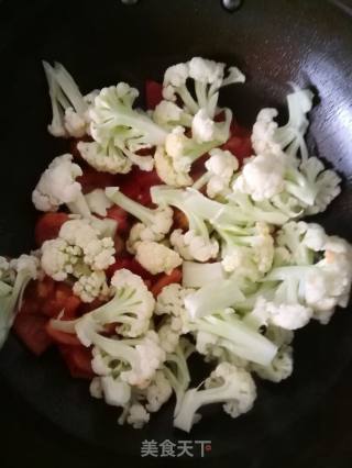西红柿炒花菜的做法步骤：5