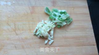 锅塌菠菜的做法步骤：1