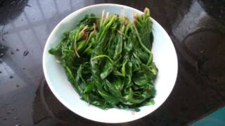 锅塌菠菜的做法步骤：2