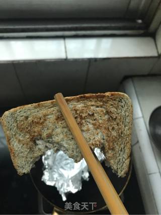煎锅多士的做法步骤：4