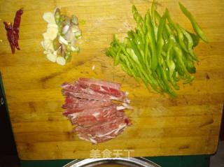 肉炒粉的做法步骤：1