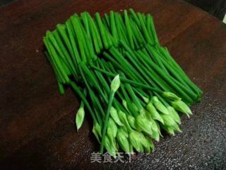 韭花炒墨斗片的做法步骤：5