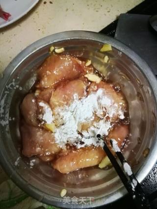 三明治的做法步骤：3