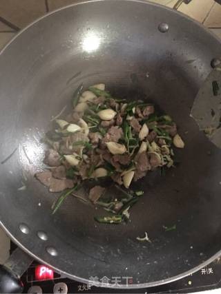 西葫芦炒肉的做法步骤：5