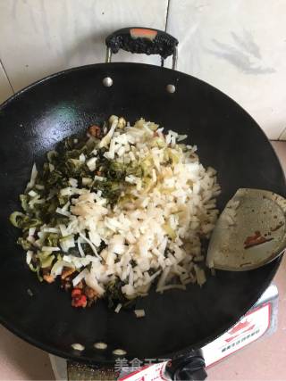 酸菜小笋肉末的做法步骤：7