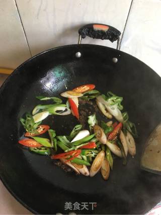 爆炒牛排的做法步骤：5