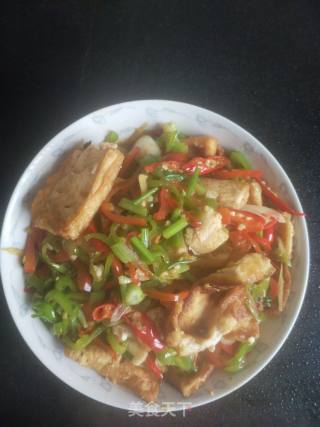 辣椒炒豆腐的做法步骤：3