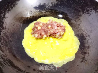 土豆鲜肉蛋饺的做法步骤：8