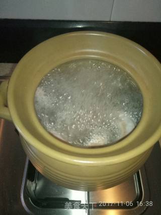 橄榄煲粉肠猪心汤的做法步骤：6