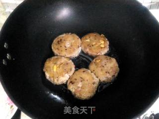 煎糯米饼的做法步骤：7