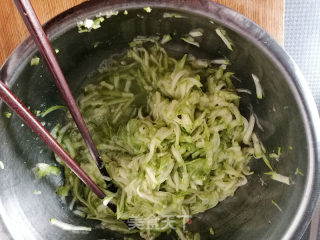 快手早餐-西葫芦鸡蛋饼的做法步骤：5
