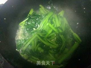 蒜蓉炒菜心的做法步骤：7