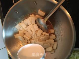 黄芽菜肉丝炒年糕的做法步骤：8