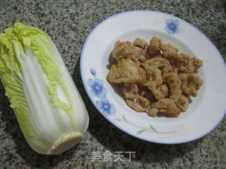 猪油渣炒娃娃菜的做法步骤：1