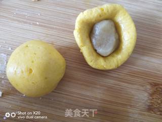 莲蓉馅南瓜椰蓉糯米糍的做法步骤：5