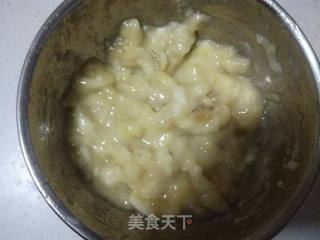 香蕉红枣酸奶煎饼的做法步骤：3
