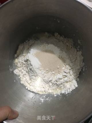 懒人一发松软面包的做法步骤：2