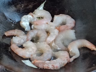 白菜虾仁的做法步骤：7
