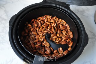 海盐烤碧根果的做法步骤：6