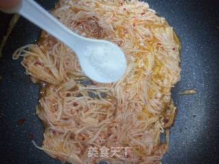 辣炒金针菇的做法步骤：5