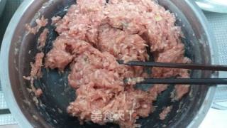 面筋包塞肉的做法步骤：2