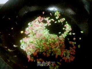 鸡蛋炒饭的做法步骤：5