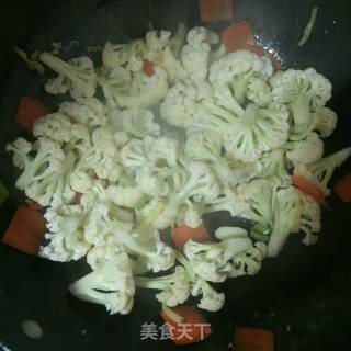 素炒花菜的做法步骤：7