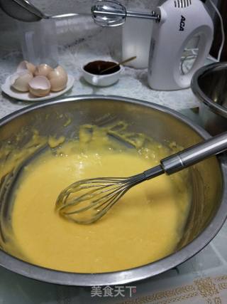 斑马纹戚风蛋糕的做法步骤：8