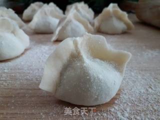 芹菜猪肉饺的做法步骤：4
