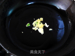 酱油炒方便面的做法步骤：3