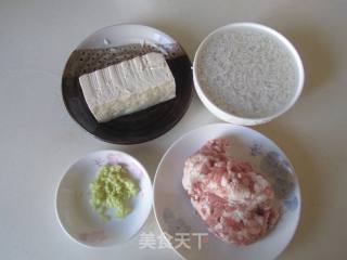珍珠豆腐丸子的做法步骤：2