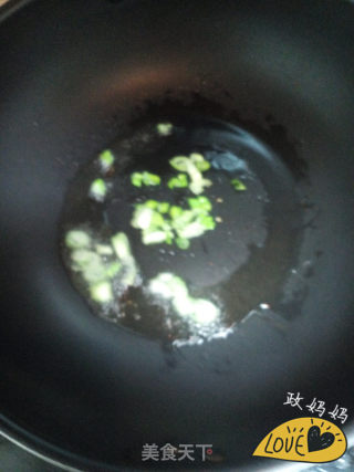 香肠炒饭的做法步骤：4