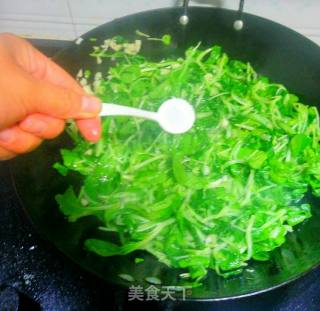 清炒鸡毛菜的做法步骤：7